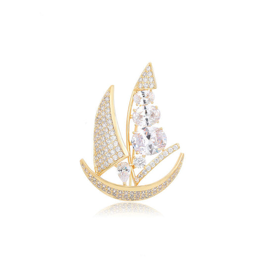 Gold-Plated Brooch in the shape of boat with diamonds - beautiquepoint.com