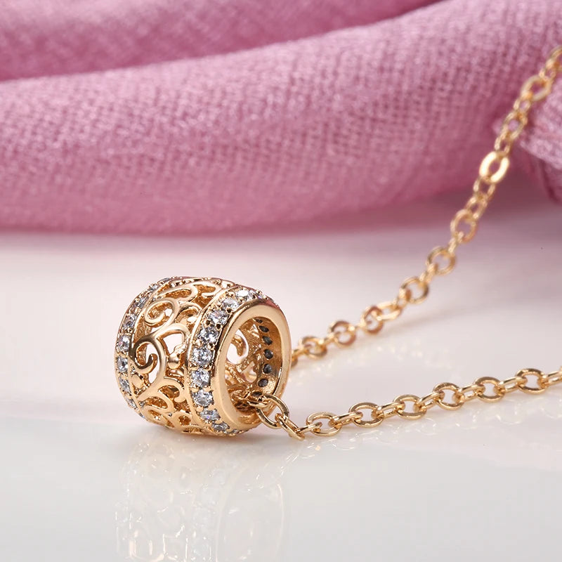 Hollow Crystal Flower Necklace
