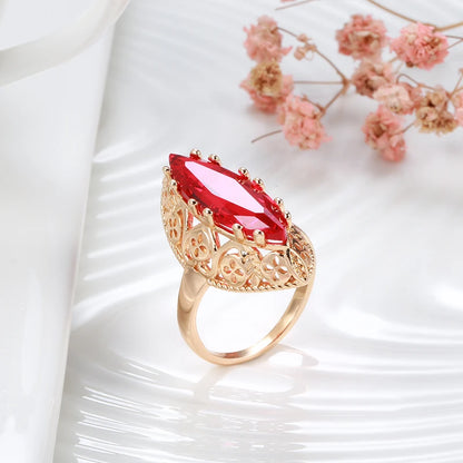 Emerald Hollow Zircon Ring
