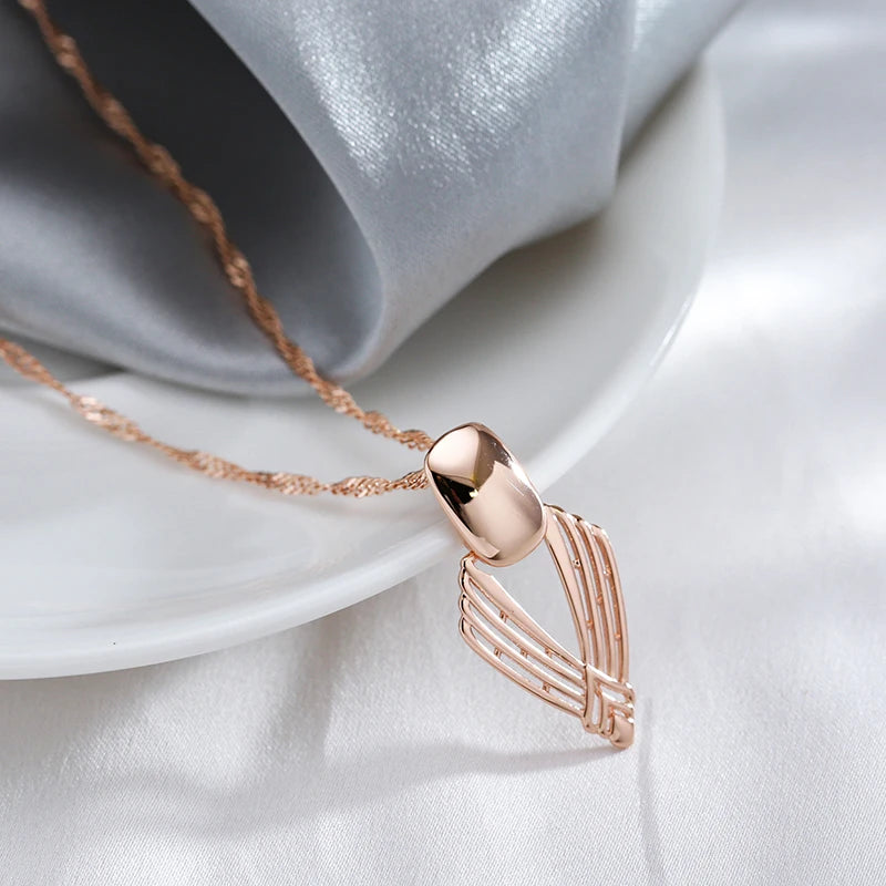 Geometric Hollow Pendant Necklace
