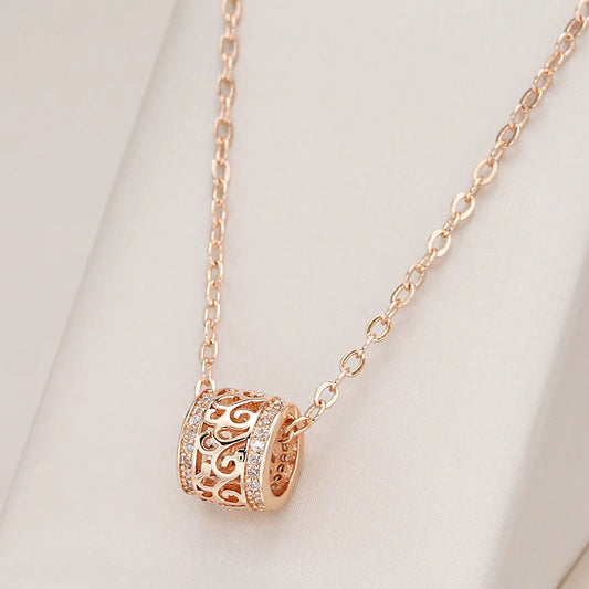 Hollow Crystal Flower Necklace