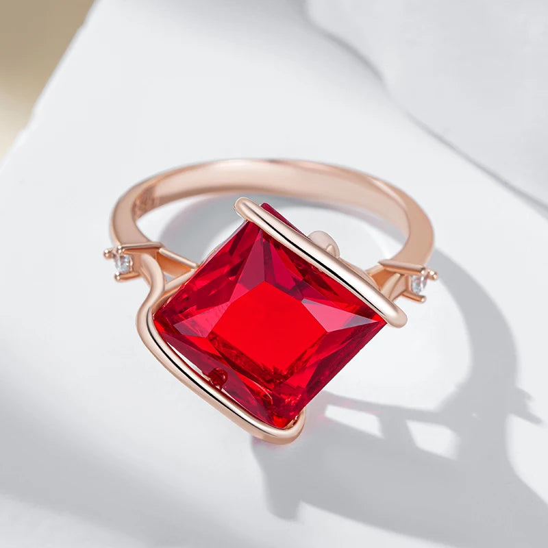 Rūbija laukuma Vintage Ring