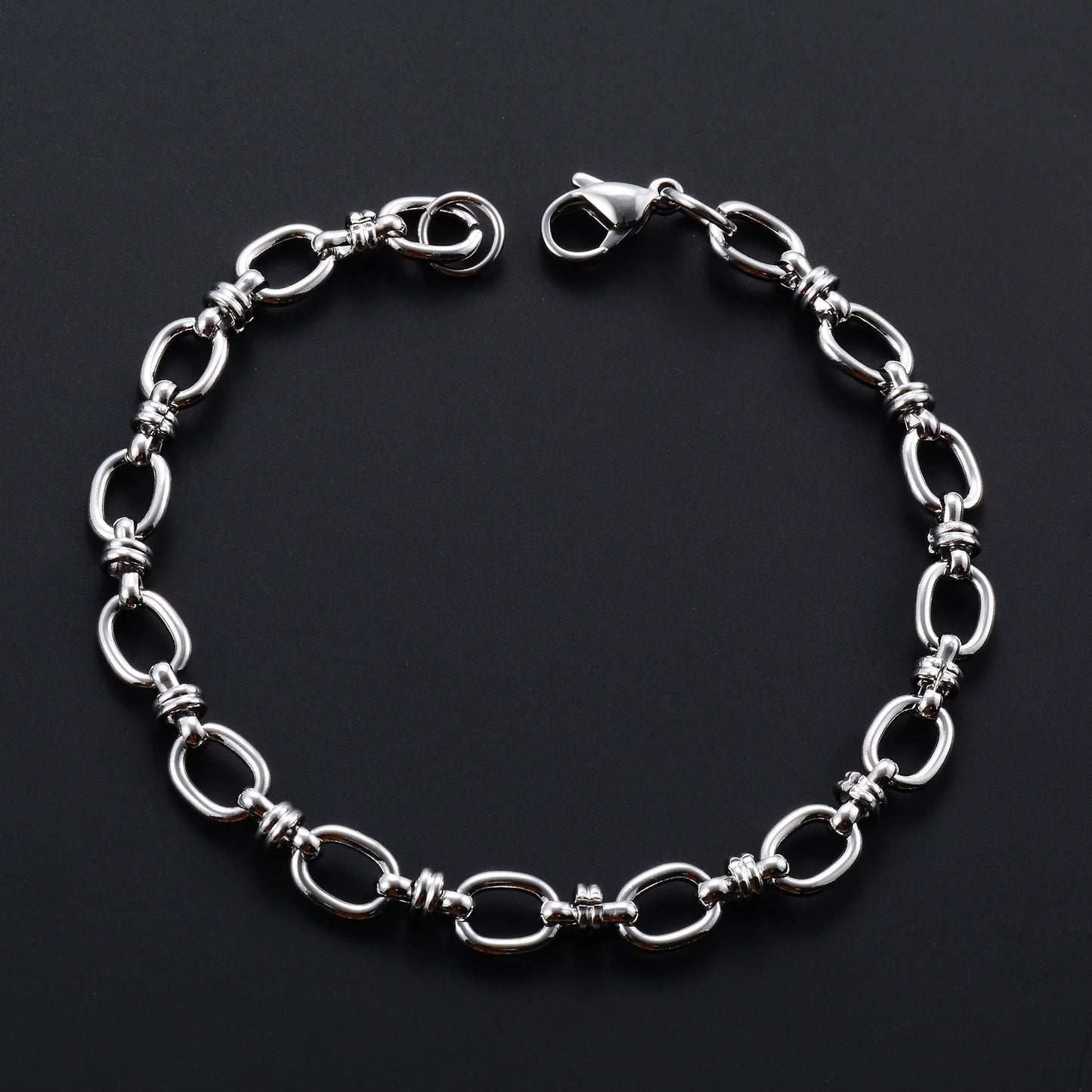Sculptural Oval Link Bracelet