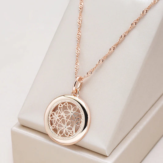 Glossy Boho Flower Necklace